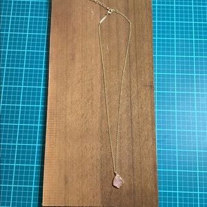 Kendra Scott necklace